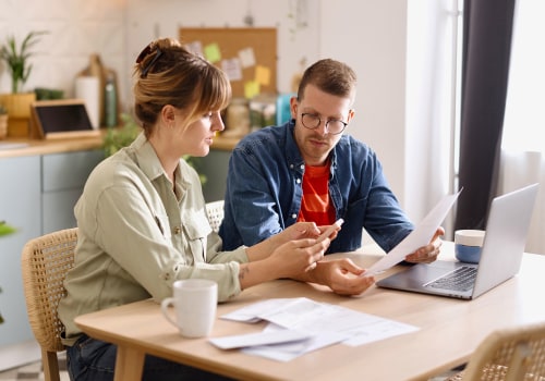 The Power of Customer Reviews: How They Can Help You Choose the Right Insurance Plan
